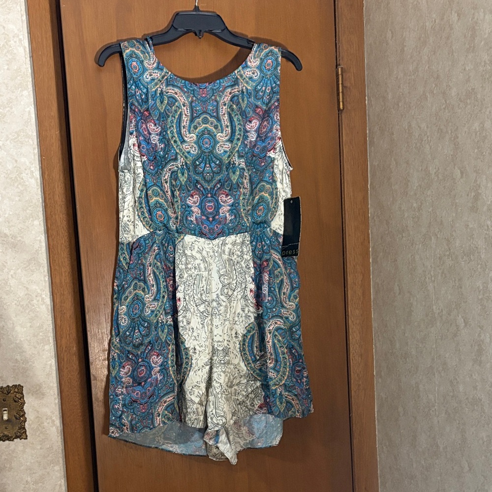 XL Pretty Press Sketched Paisley Print Sleeveless Romper